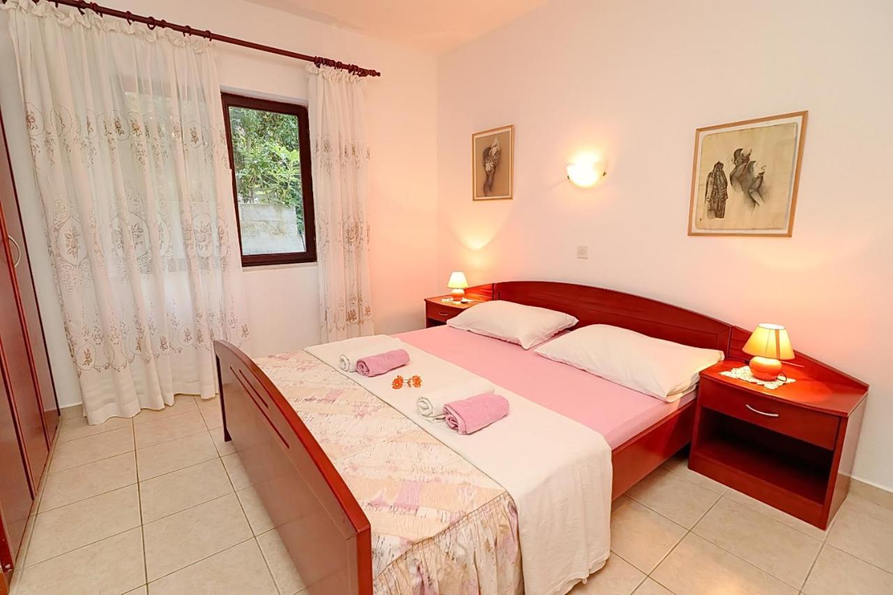 Apartments Villa Cebalo-Korcula Zrnovo Rum bild
